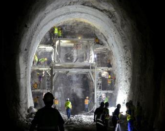 紅豆山隧道修建有多難？都用到了哪些工具